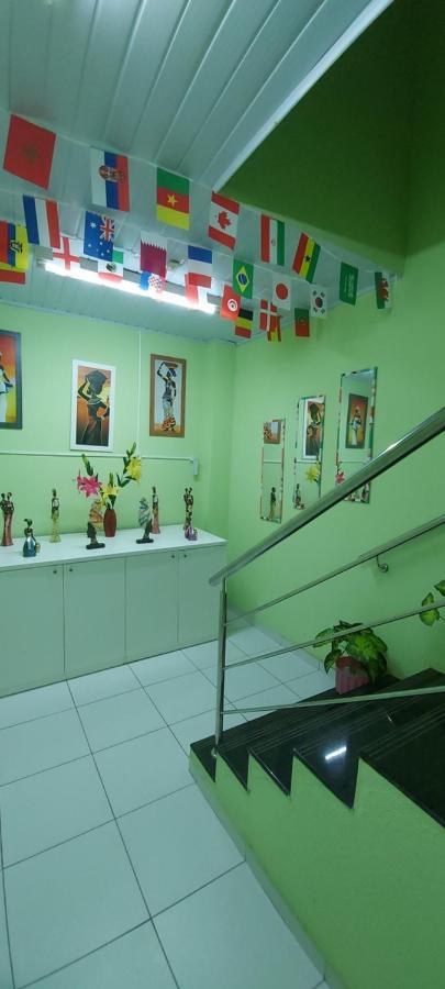 Hotel Colors ماناوس المظهر الخارجي الصورة